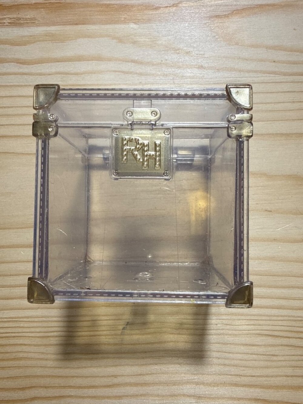 Rainbow High Clear Trunk Acrylic Doll Display Box Case Gold RH Mini Accessory